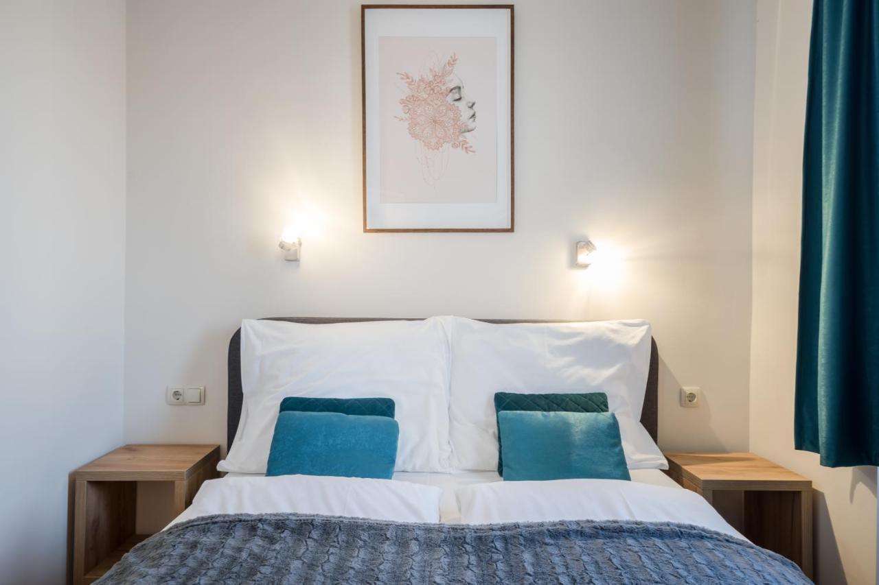 Bpr Blue Paradise Apartment With A/C 布达佩斯 外观 照片