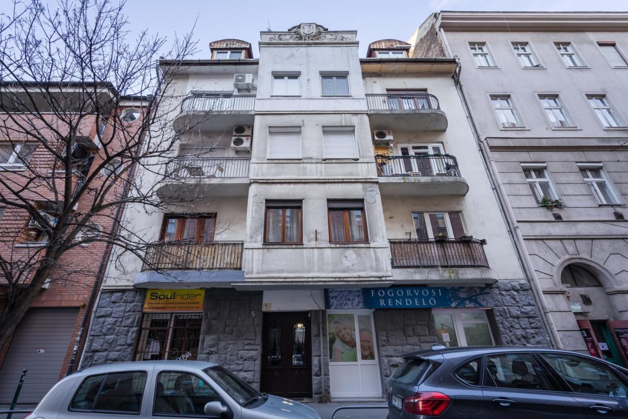 Bpr Blue Paradise Apartment With A/C 布达佩斯 外观 照片